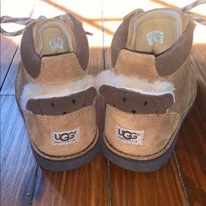 UGG Lil’ Bear tie up boots